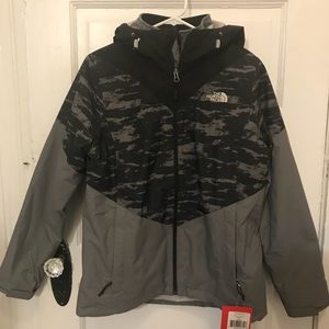 Women’s Northface ARYI 3 in 1 Ski Jacket